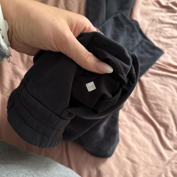 Lululemon Softstreme High-Rise Straight Leg Crop 8 - Picture 5 of 8